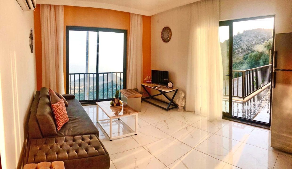 Villa Mulberry 10.10.