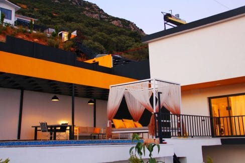 Villa Mulberry 10.5.