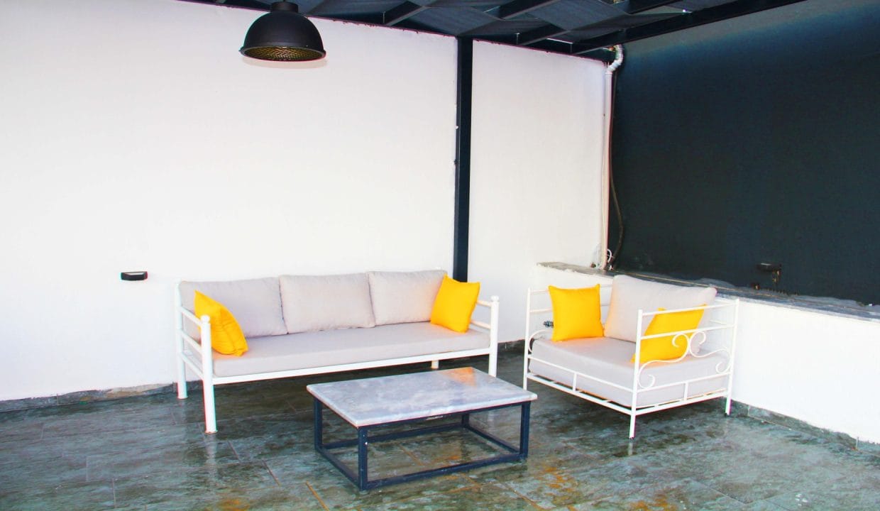 Villa Mulberry 10.8.