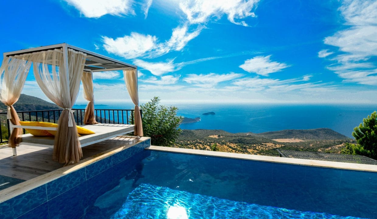 Villa Mulberry 4.1.
