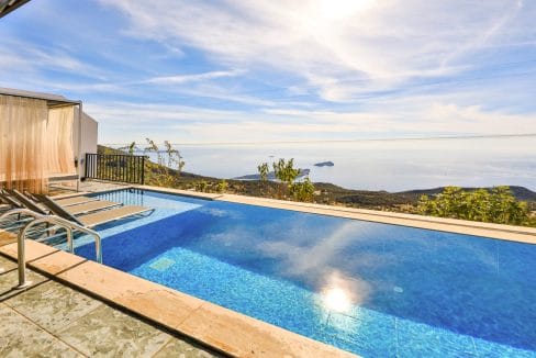 Villa Mulberry 5.1.