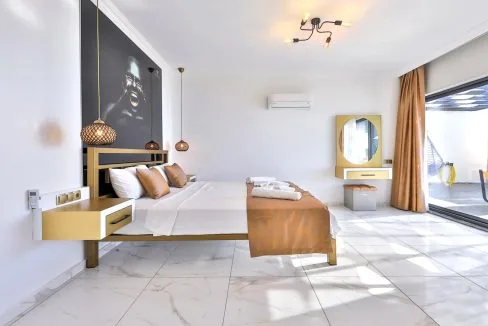 Villa Mulberry 5.12.
