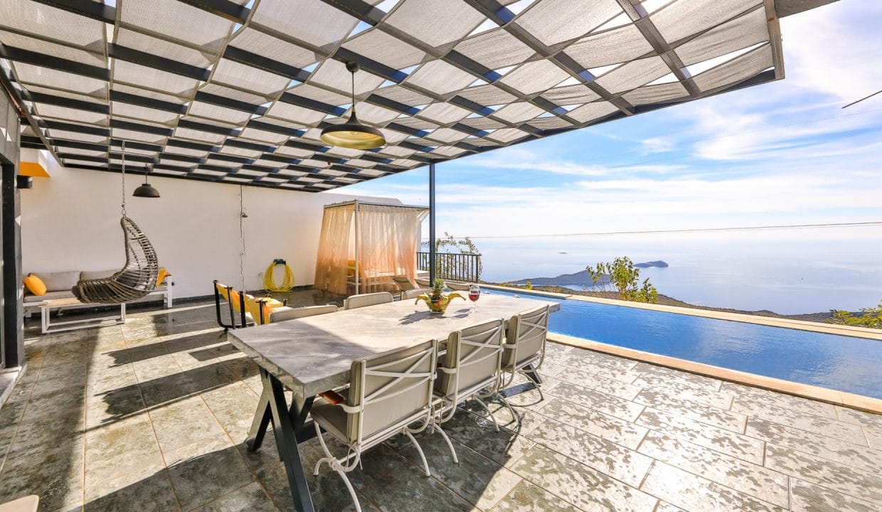 Villa Mulberry 5.6.