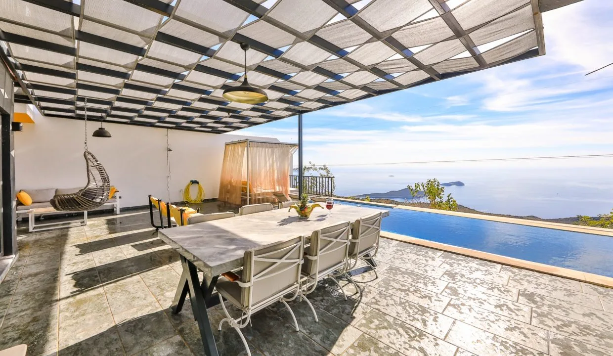 Villa Mulberry 5.6.