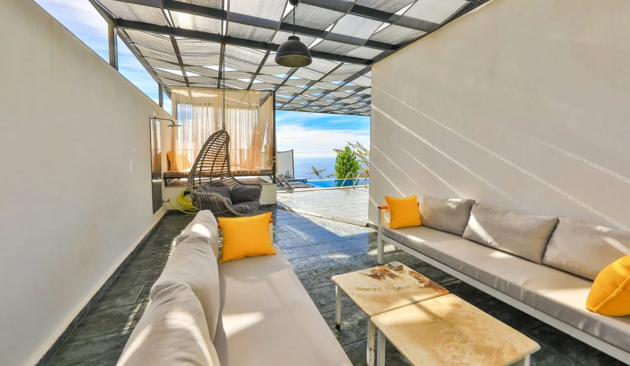 Villa Mulberry 7.10.
