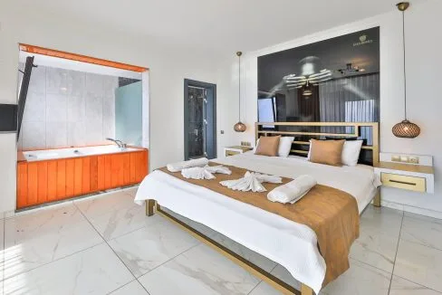 Villa Mulberry 7.11.