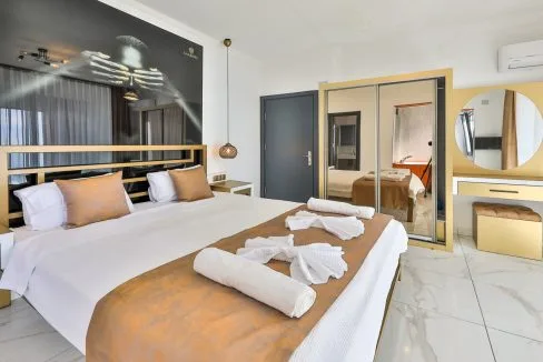 Villa Mulberry 7.12.