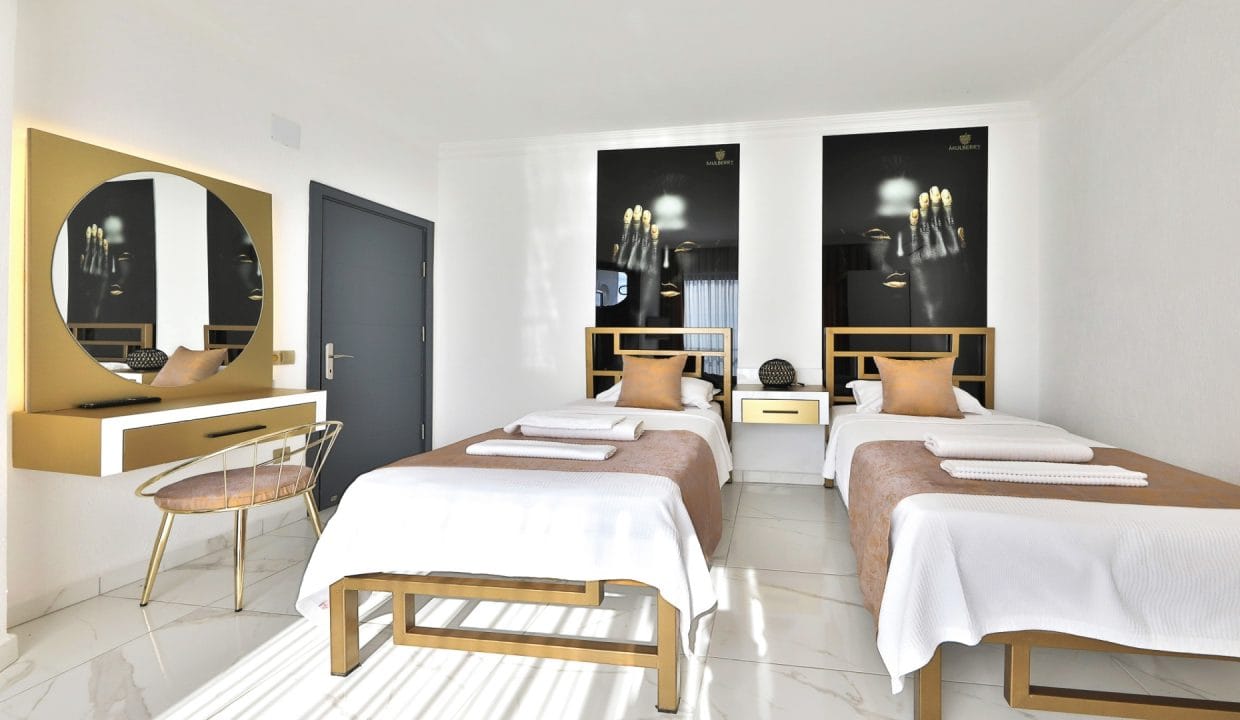 Villa Mulberry 7.14.