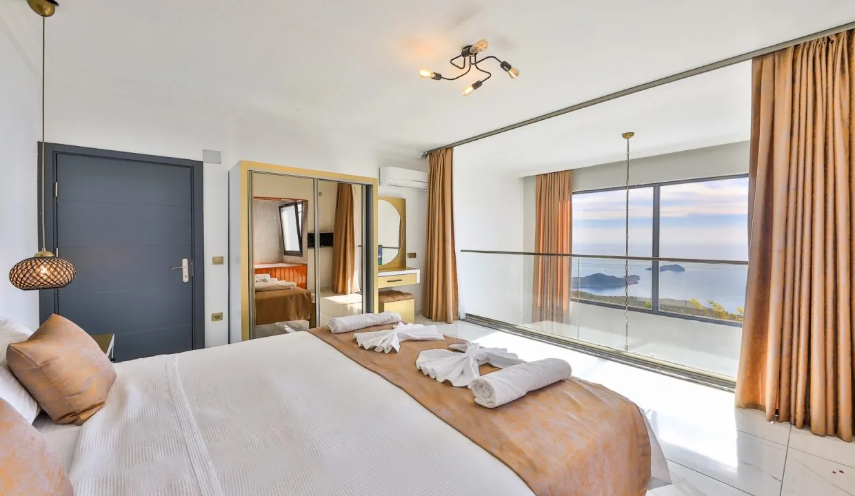 Villa Mulberry 7.15.