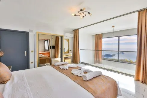 Villa Mulberry 7.15.