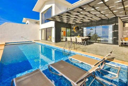 Villa Mulberry 7.6.