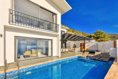 Villa Mulberry 8.2.