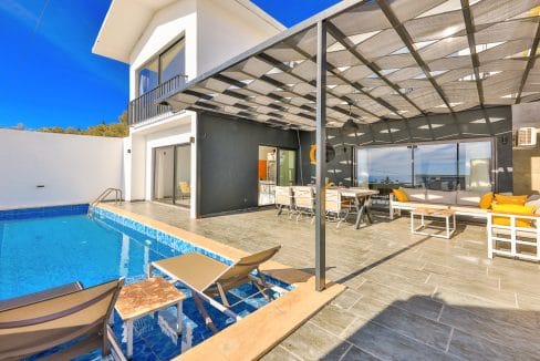 Villa Mulberry 8.6.