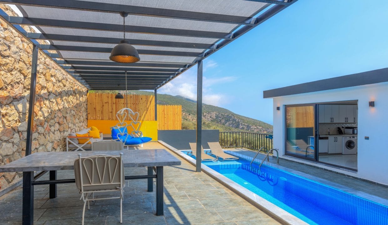 Villa Mulberry 9.2.