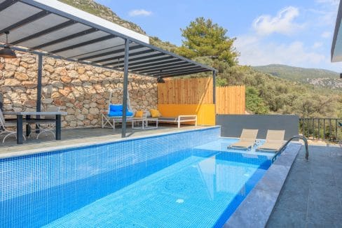 Villa Mulberry 9.4.