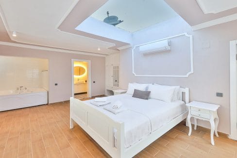 Villa Olive Garden 18
