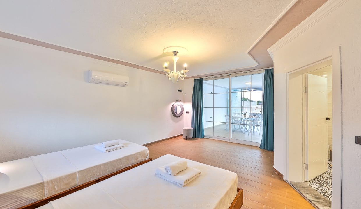 Villa Olive Garden 24