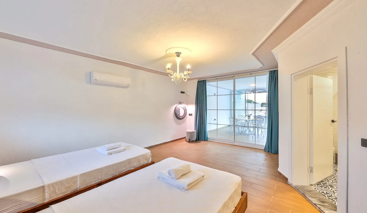 Villa Olive Garden 24