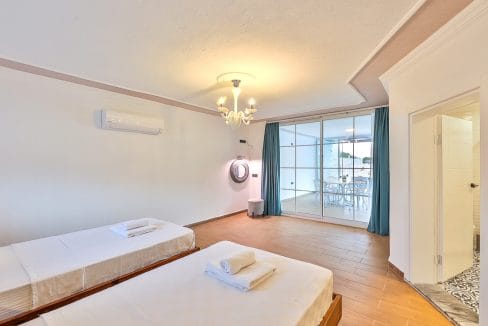Villa Olive Garden 24